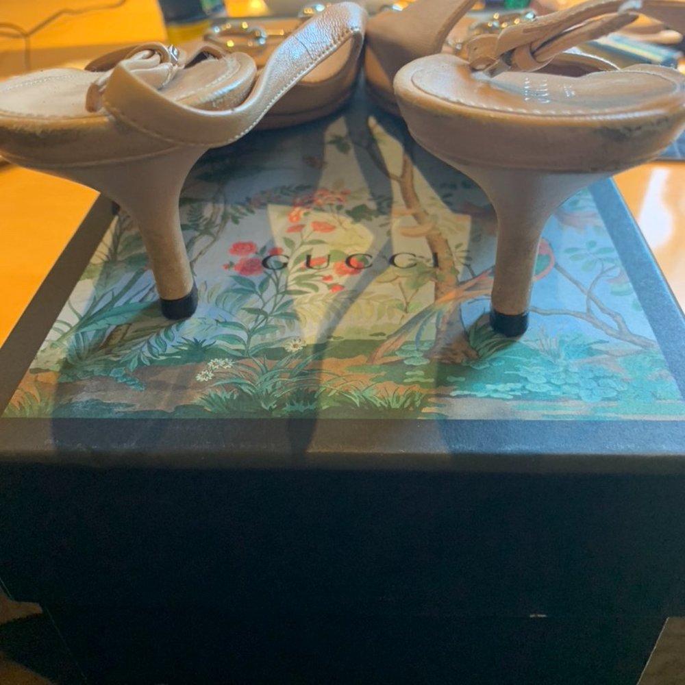 Gucci Sandals - Picture 2 of 2